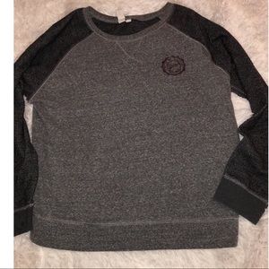 ⭐️ONE DAY SALE⭐️ VANS sweater! 🖤